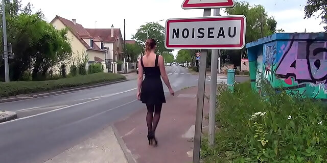 big tits,boobs,cum,mature,public,street