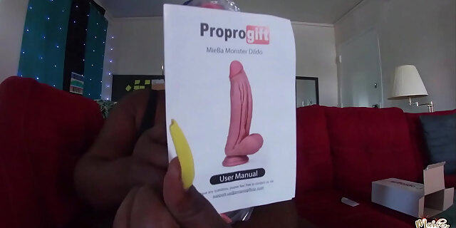 ass,big ass,black,dildo,ebony,exotic,huge dildo,oiled ass,riding
